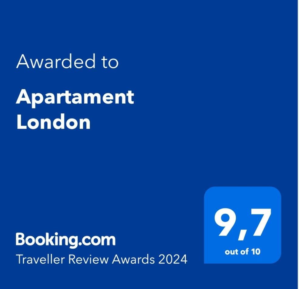 London Apartment *